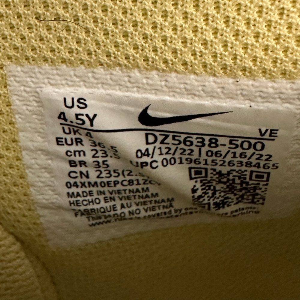 NIKE Dunk High Next Nature International Day of the Girl size 4.5Y (Women’s 6) - Picture 5 of 6